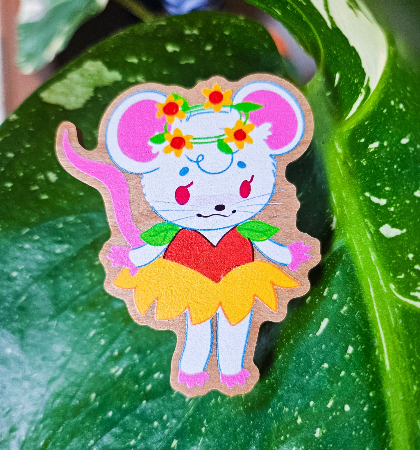 Wildflower Daisy the Mouse Wooden Pin